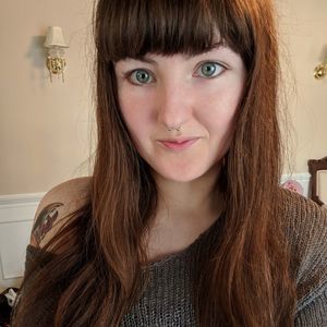 Meet your Posher, Danielle